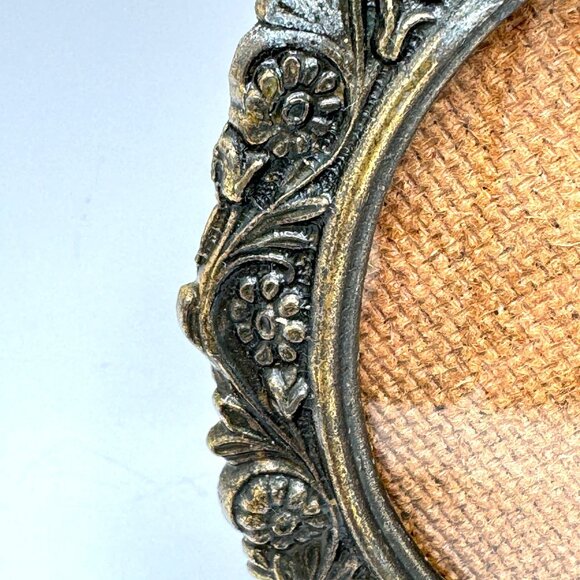 Hollywood Regency Ornate Gold Tone Oval Filigree Picture Frame Italy 4.5" - Picture 10 of 14
